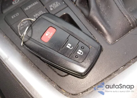 2020 Toyota Rav4 Xle z USA, uszkodzony, nr VIN JTMP1RFV8LD060642